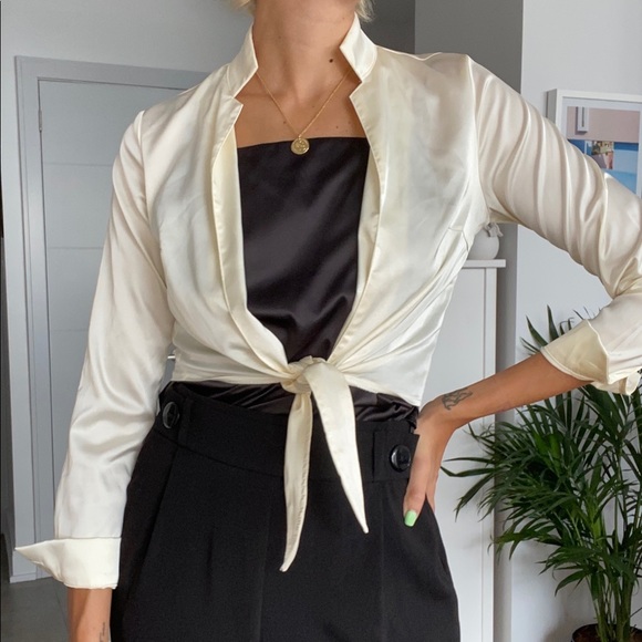 Cry Baby Blouse - Picture 3 of 7